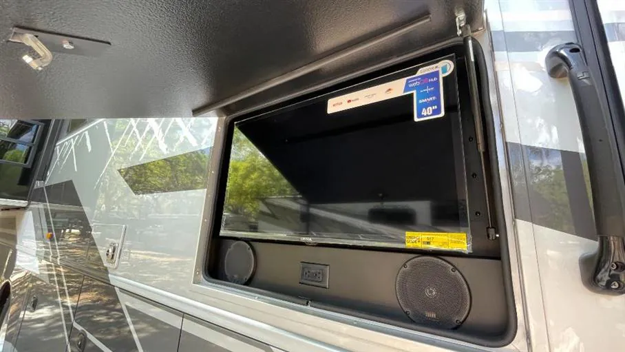 2026 Entegra Coach Accolade 37K, Photos photo 10