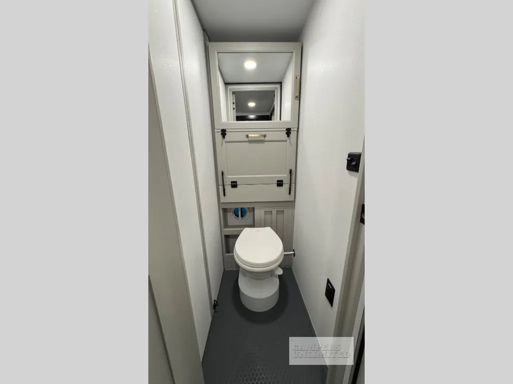 2026 Brinkley Model G 3520, Photos photo 13
