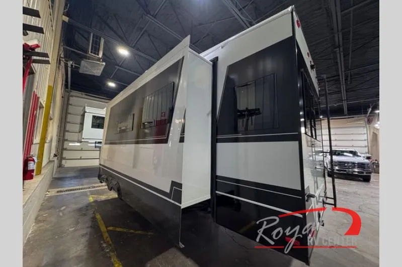 2026 Brinkley Model Z 3100 - Photo 4