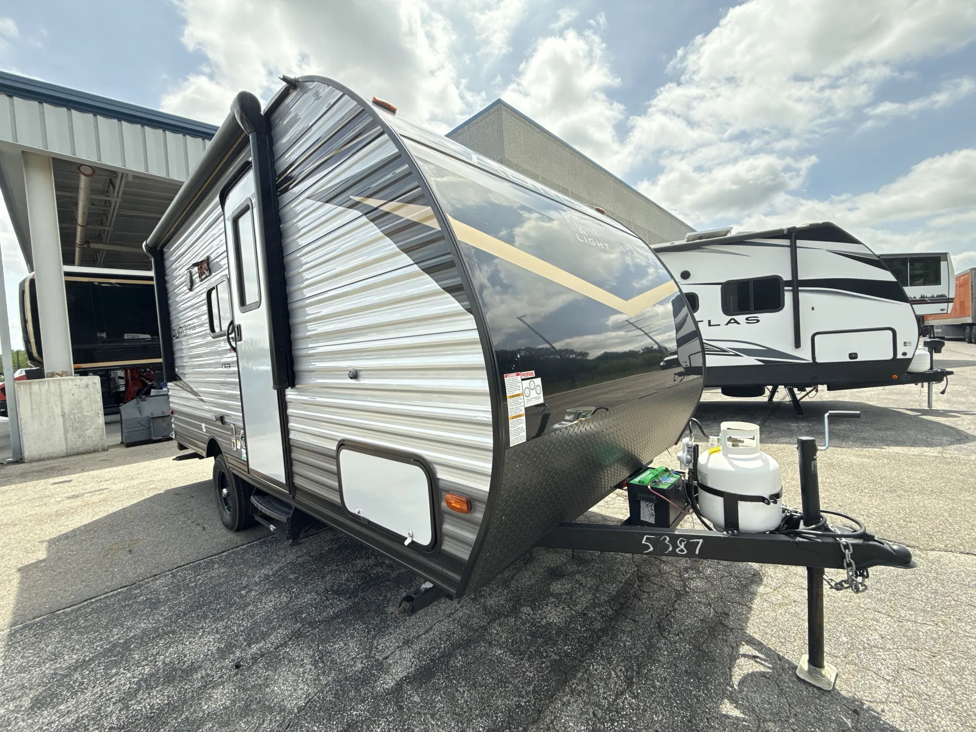 2023 Forest River Aurora Light 16BHX — Photo 1