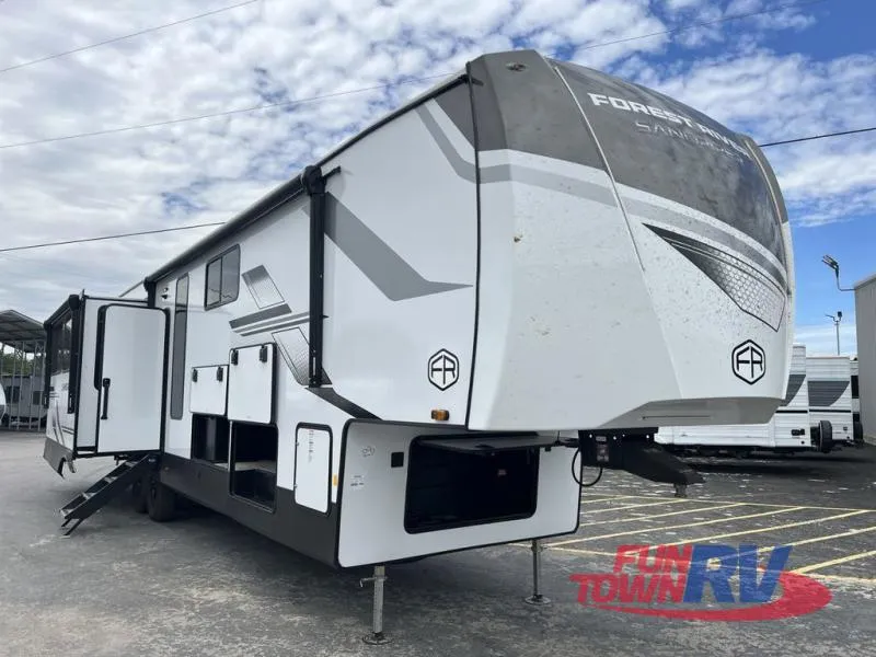 2026 Forest River Sandpiper 3900HBLR - Photo 3
