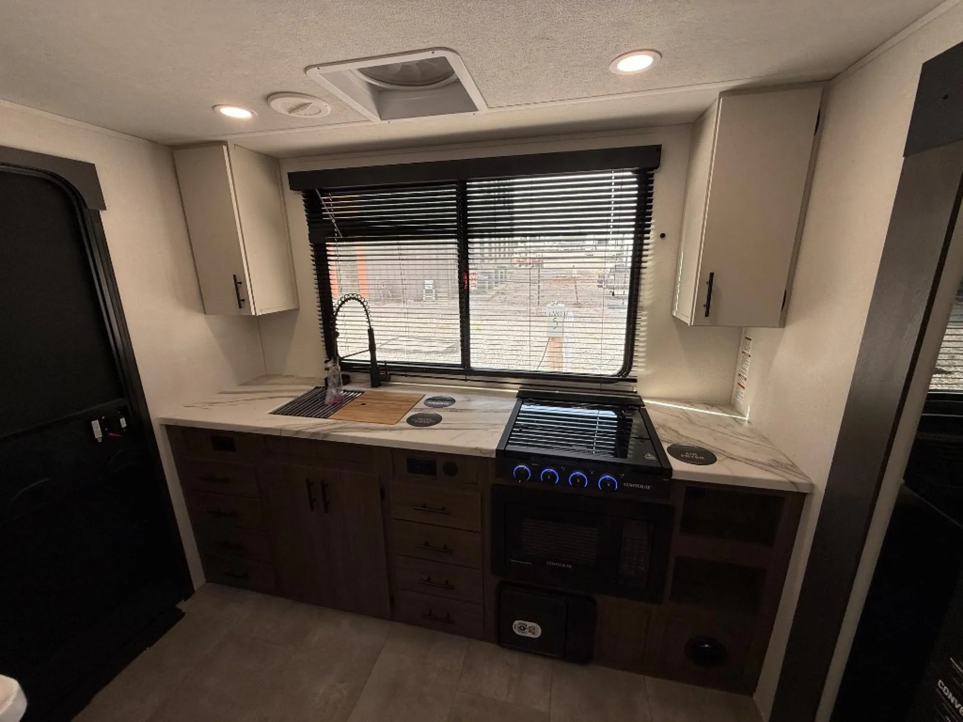 2027 Forest River Tracer 235RK dealer photo 5 from Unlimited RV