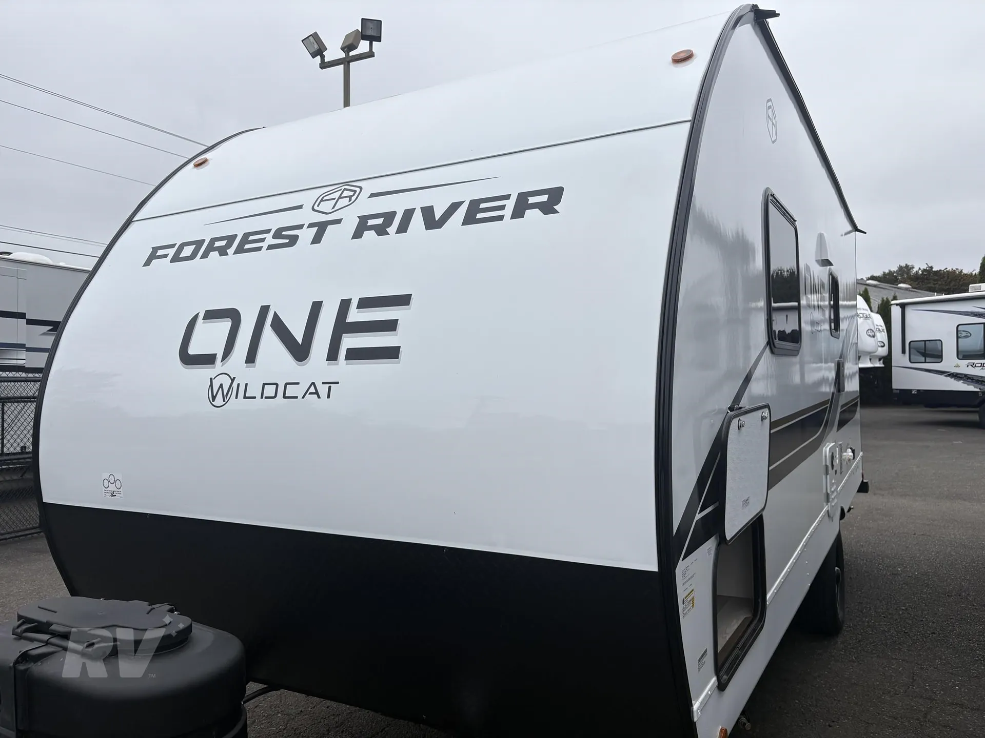 2027 Forest River Wildcat ONE 160BATH — Photo 6