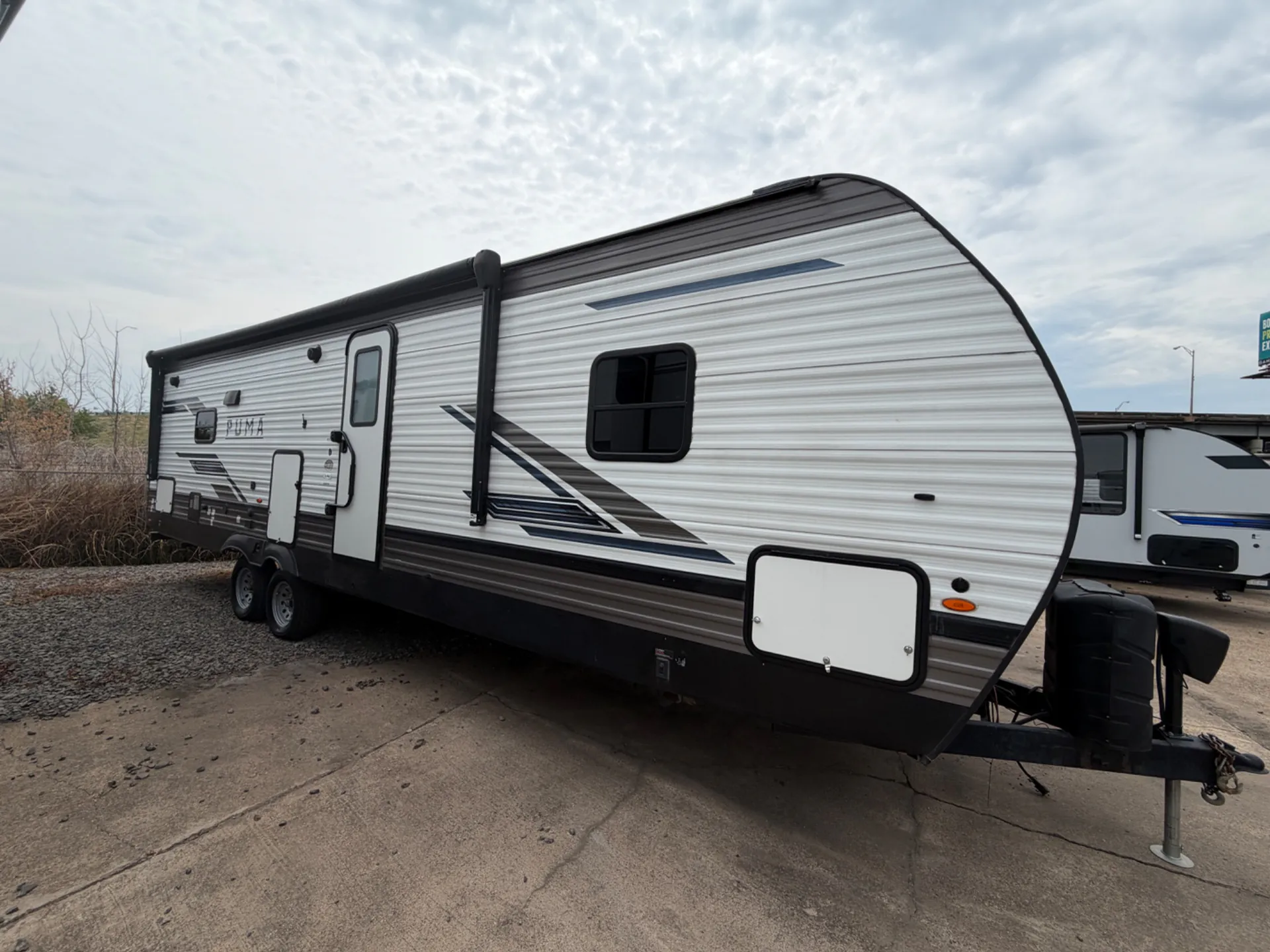 2023 Palomino Puma 28BHFQ - Photo 3