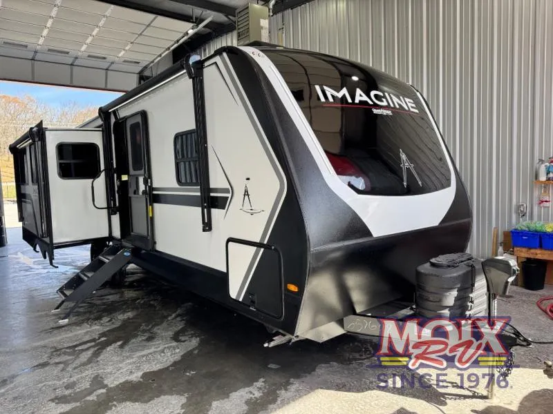 2026 Grand Design Imagine 2970RL - Photo 2