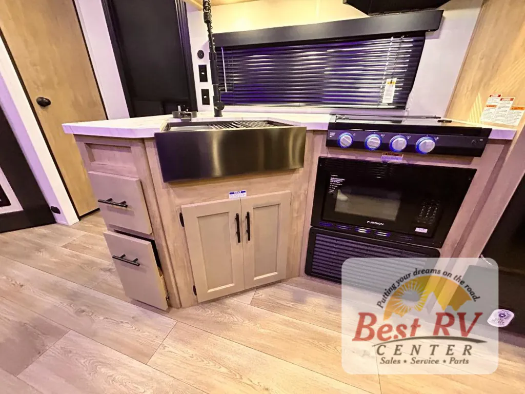 2027 Forest River Cherokee Grey Wolf 26KF, Photos photo 46