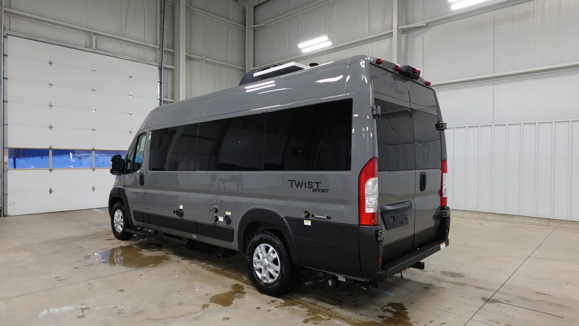 2026 Thor Motor Coach Twist Sport 20LS - Photo 4