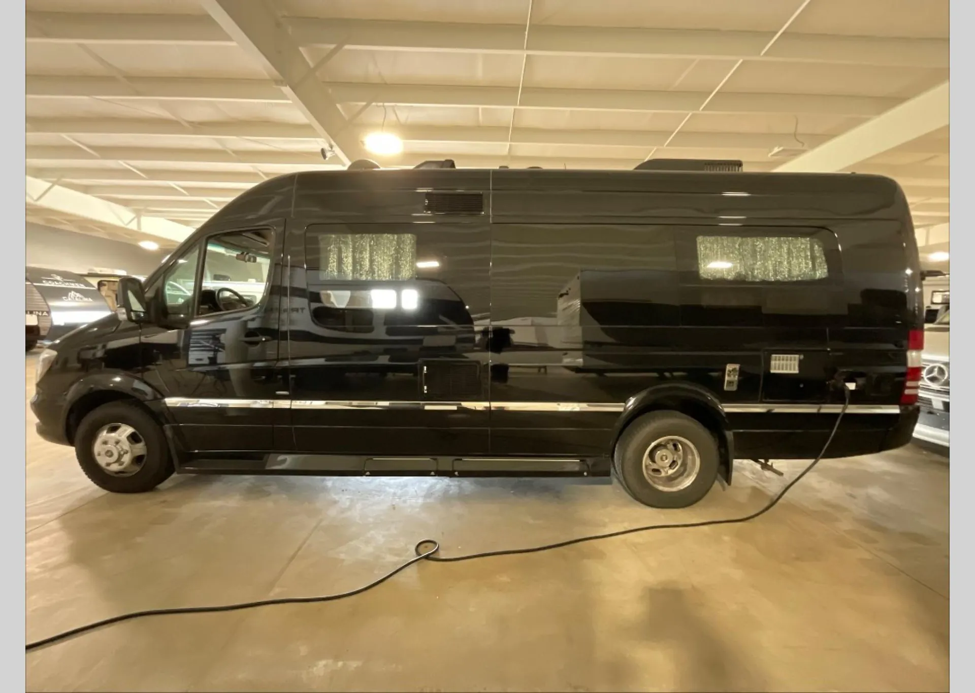 2015 Winnebago Era 70A - Photo 4