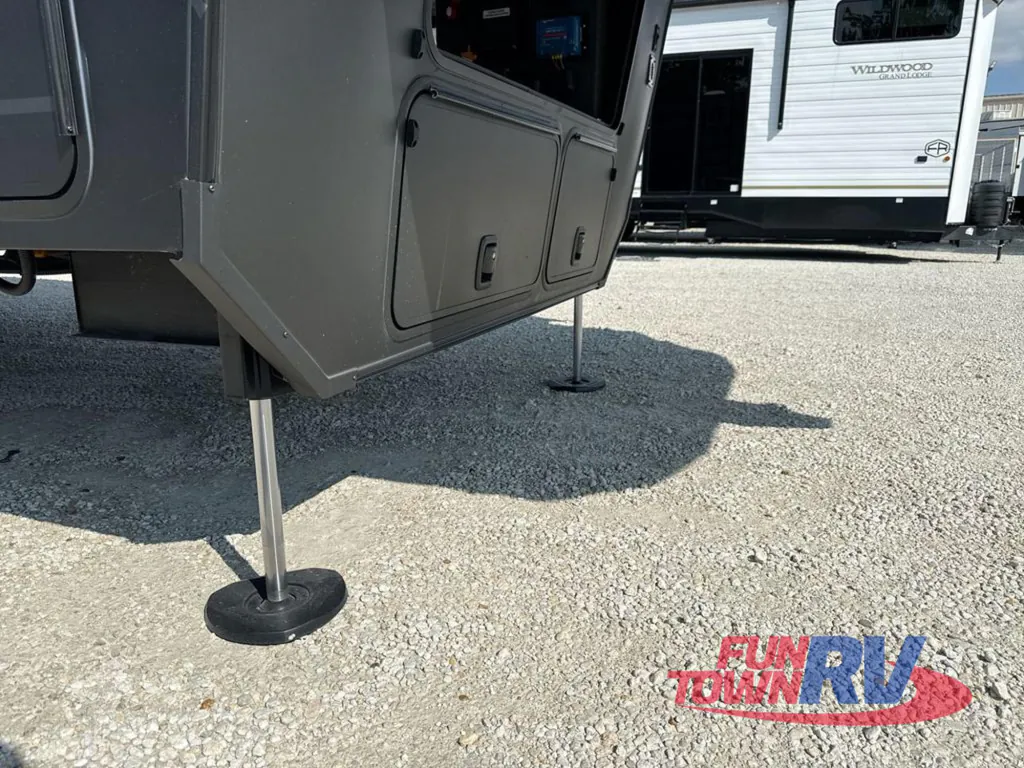 2026 Keystone Raptor 415, Photos photo 11