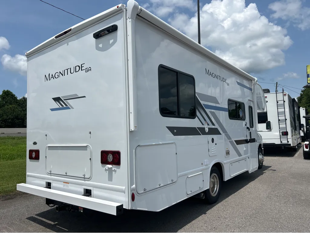 2026 Thor Motor Coach Magnitude GZ25 - Photo 4