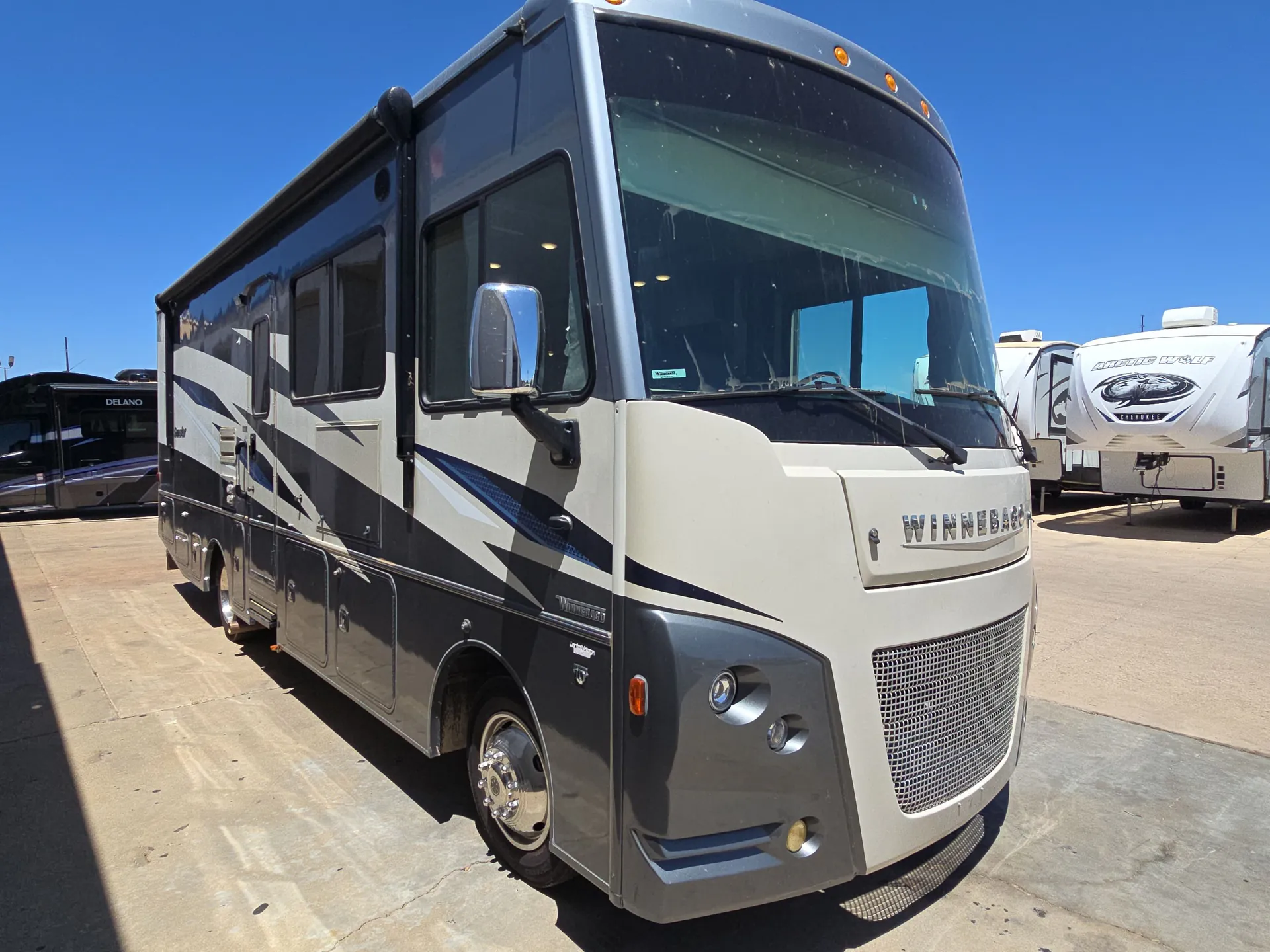 2020 Winnebago Sunstar 27P - Photo 2