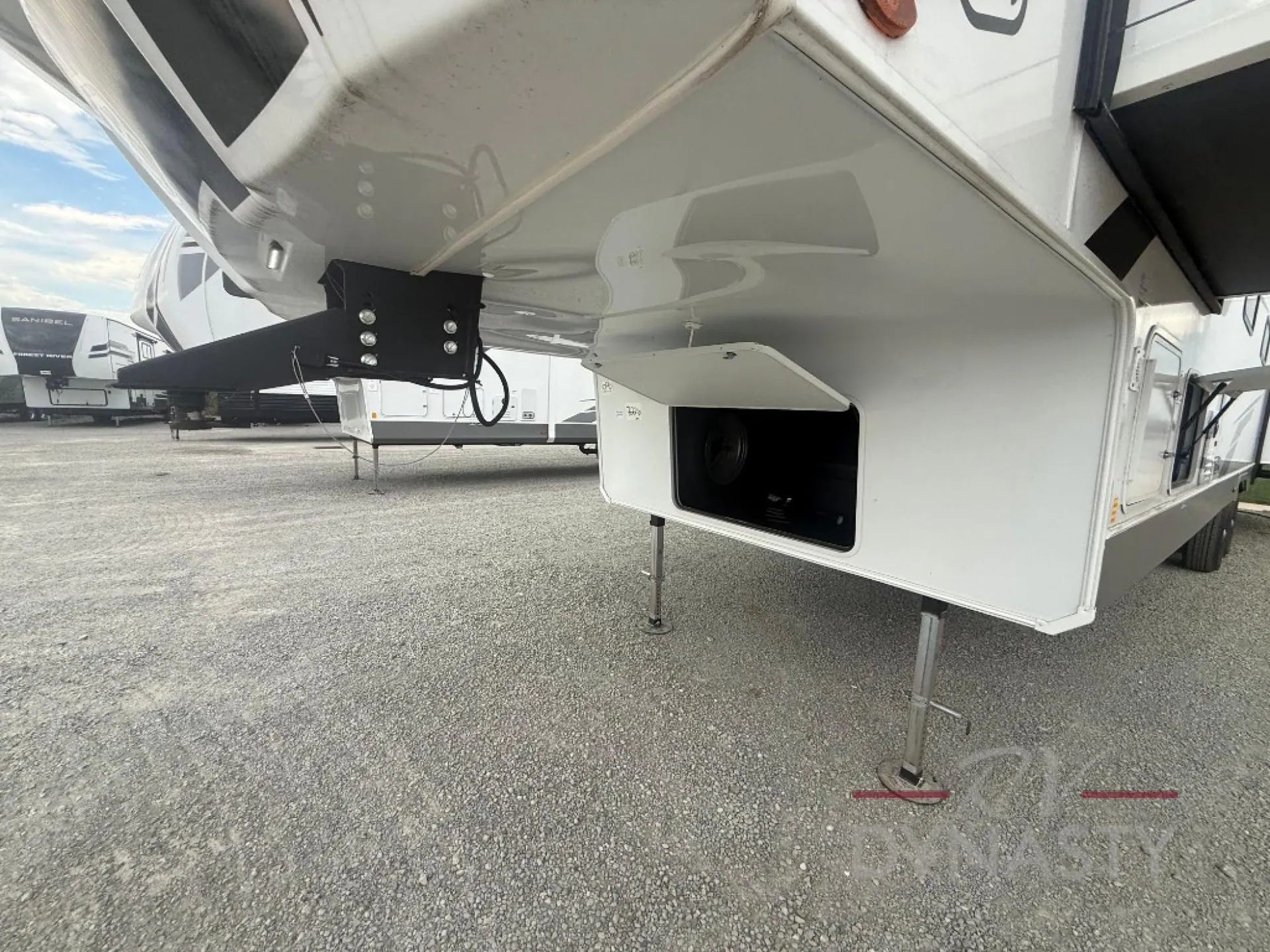 2026 Forest River Cardinal 35FL — Photo 6