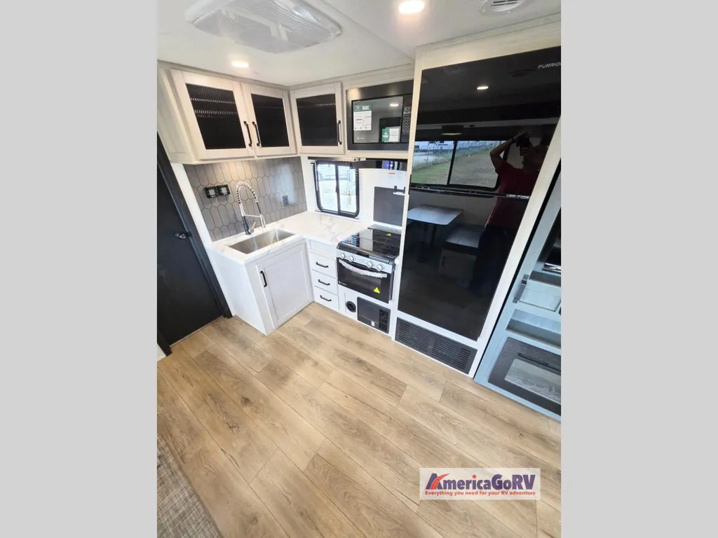 2027 Forest River Solaire 3150TBSS, Photos photo 18