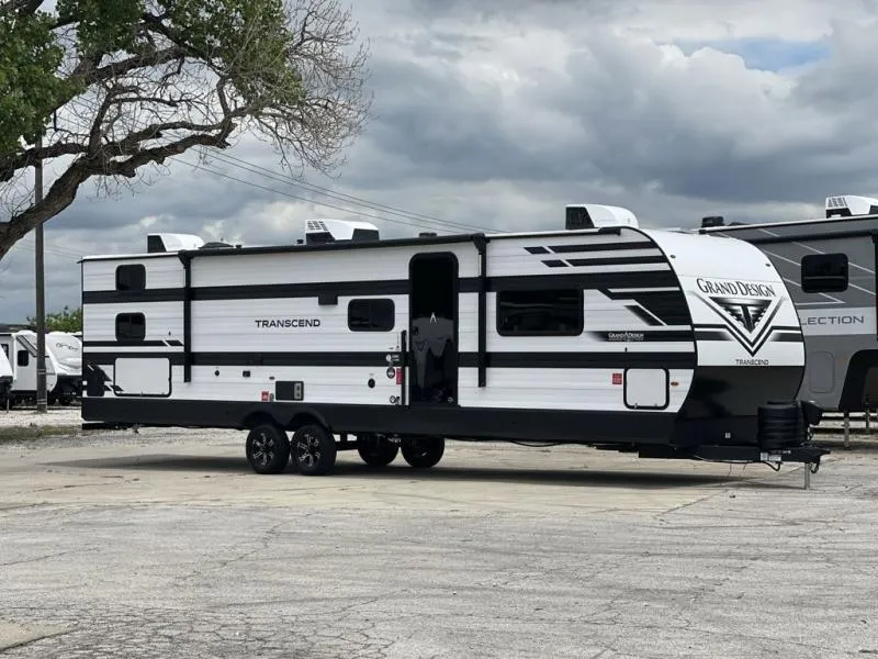 2027 Grand Design Transcend 335BHT - Photo 2