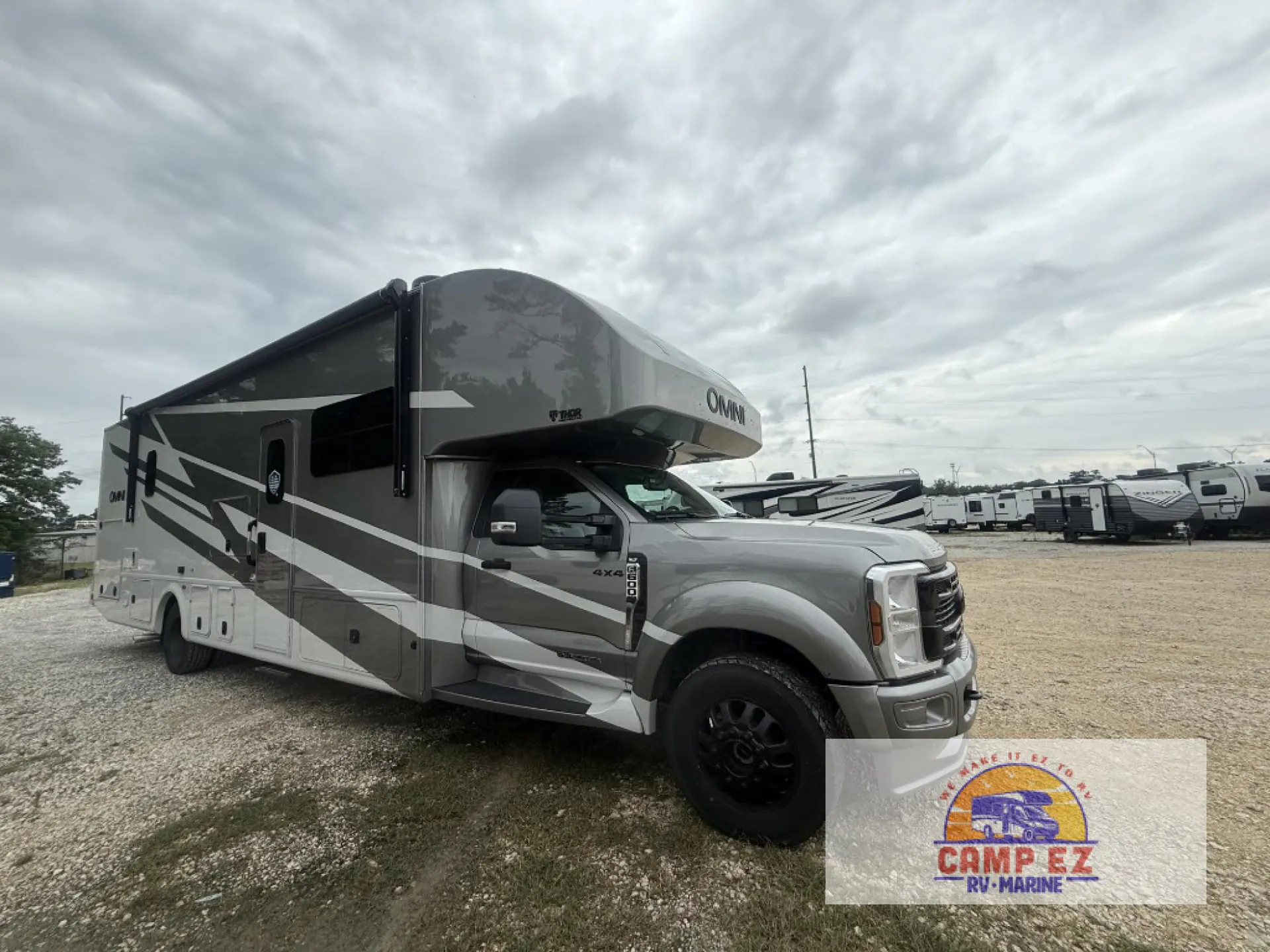 2026 Thor Motor Coach Omni Trail R36 - Photo 2