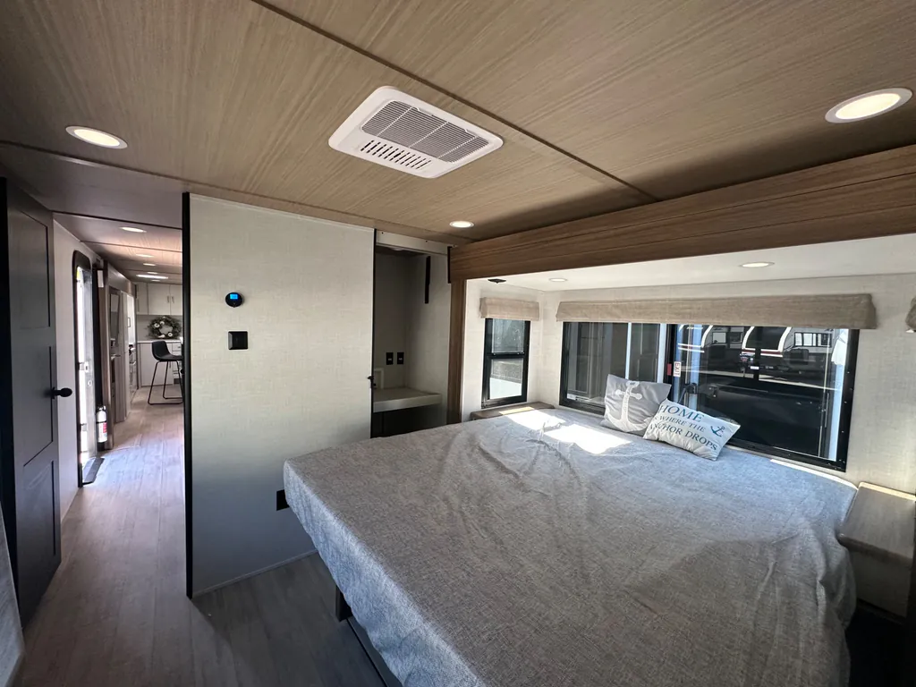 2026 Forest River Vibe 3400XL, Photos photo 18