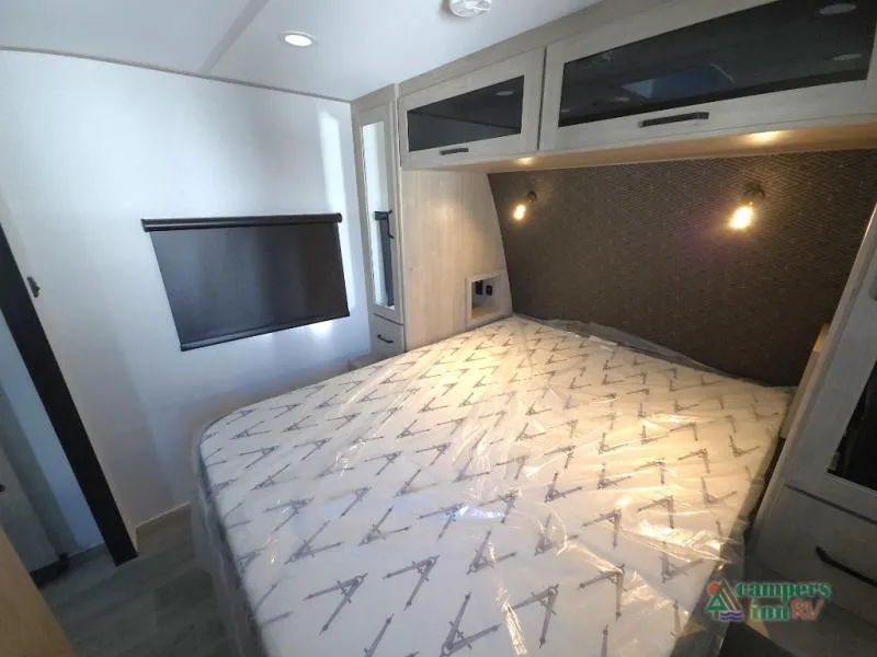 2026 Grand Design Imagine XLS 25DBE - Photo 3