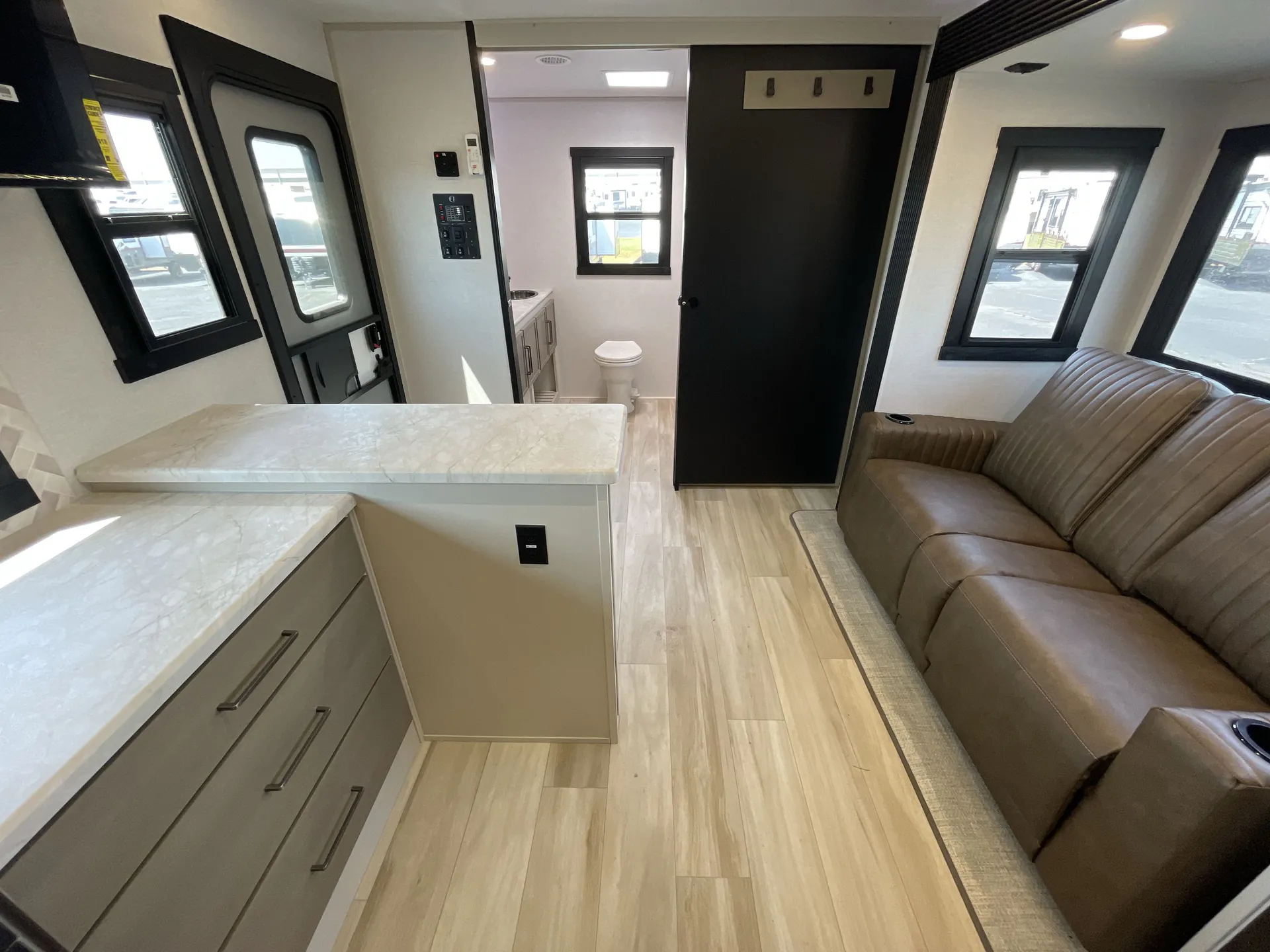 2027 Forest River Salem Hemisphere 265BSRB — living area main