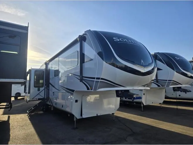 2026 Grand Design Solitude 310GK - Photo 4