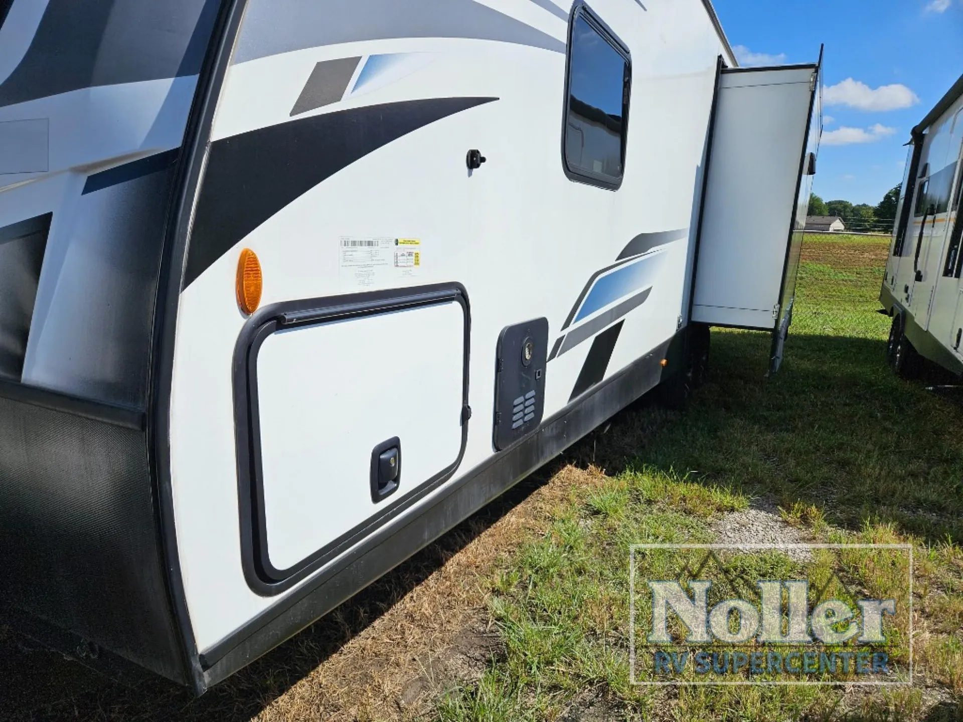 2023 Keystone Passport GT 2700RL - Photo 3