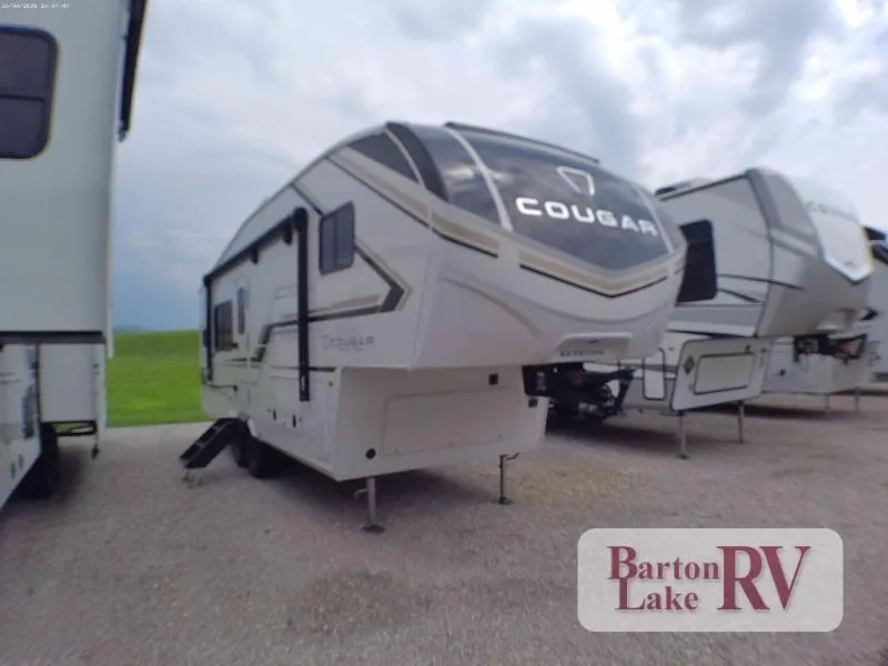 2026 Keystone Cougar Half-Ton 23MLE - Photo 2