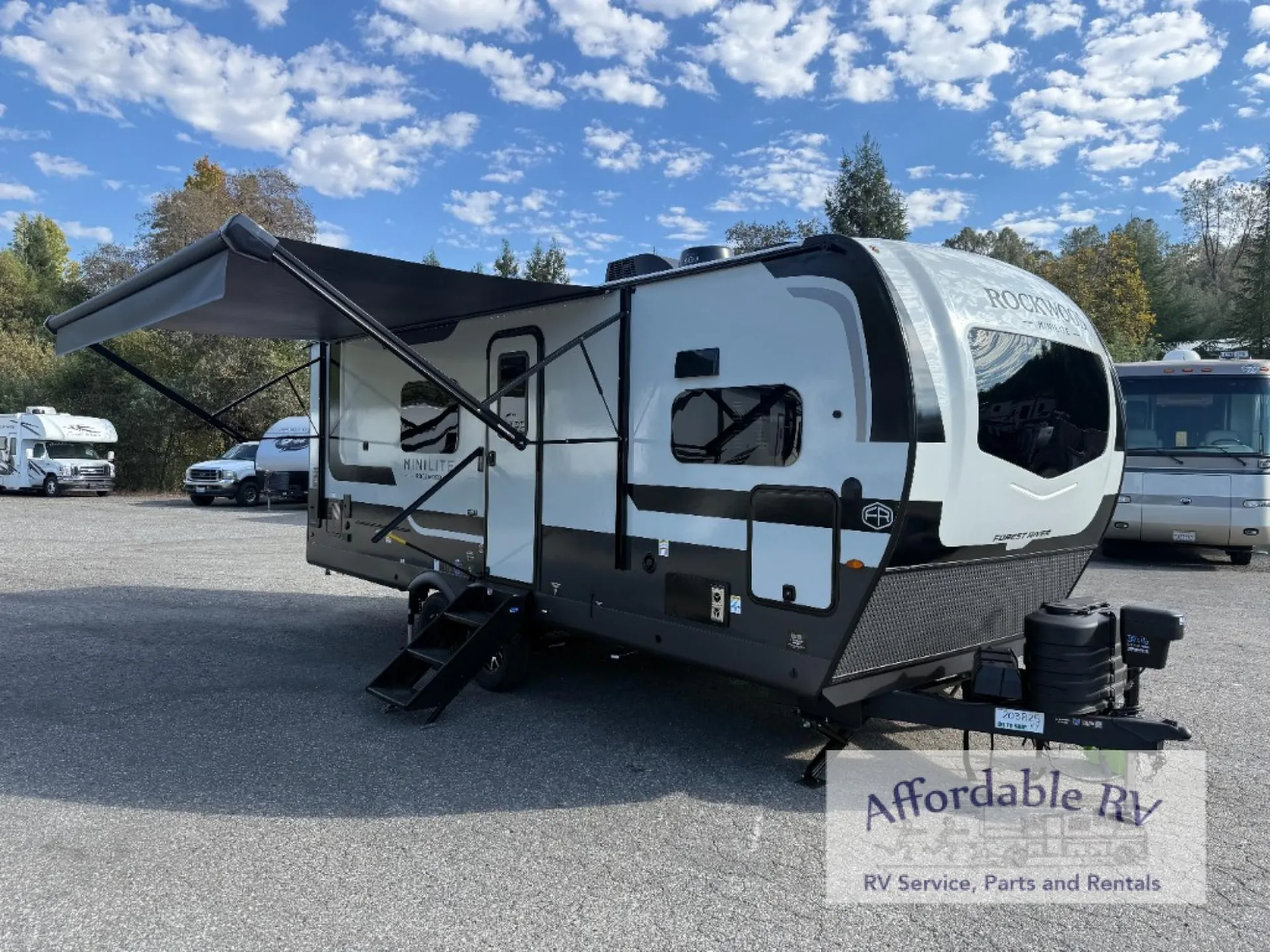 2027 Forest River Rockwood Mini Lite 2523MBR