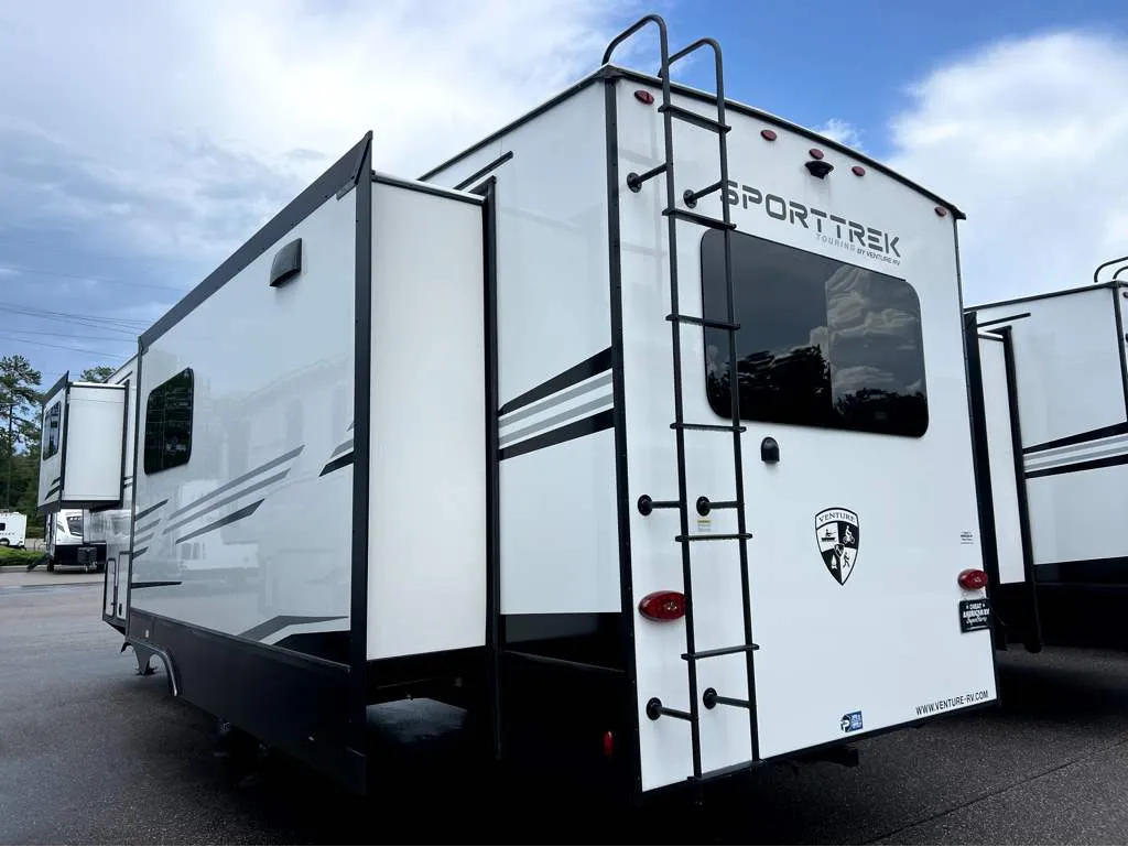 2026 Venture RV SportTrek 5 Touring Edition STTF353VRK - Photo 3