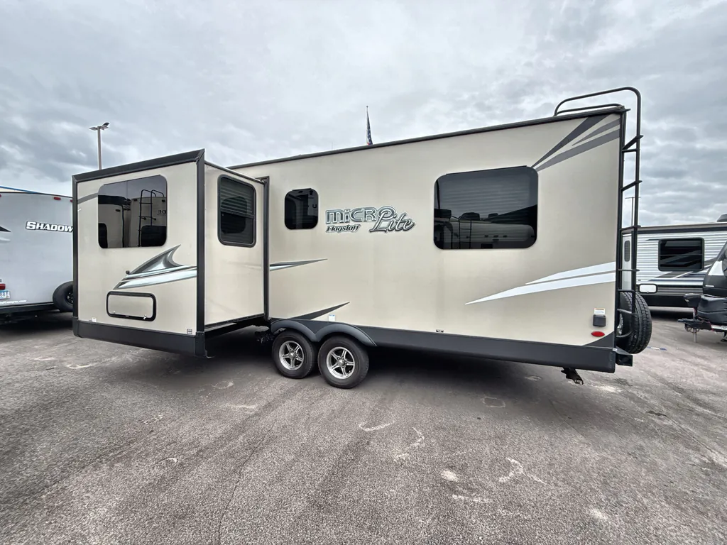 2020 Forest River Flagstaff Micro Lite 25FKS, Photos photo 5