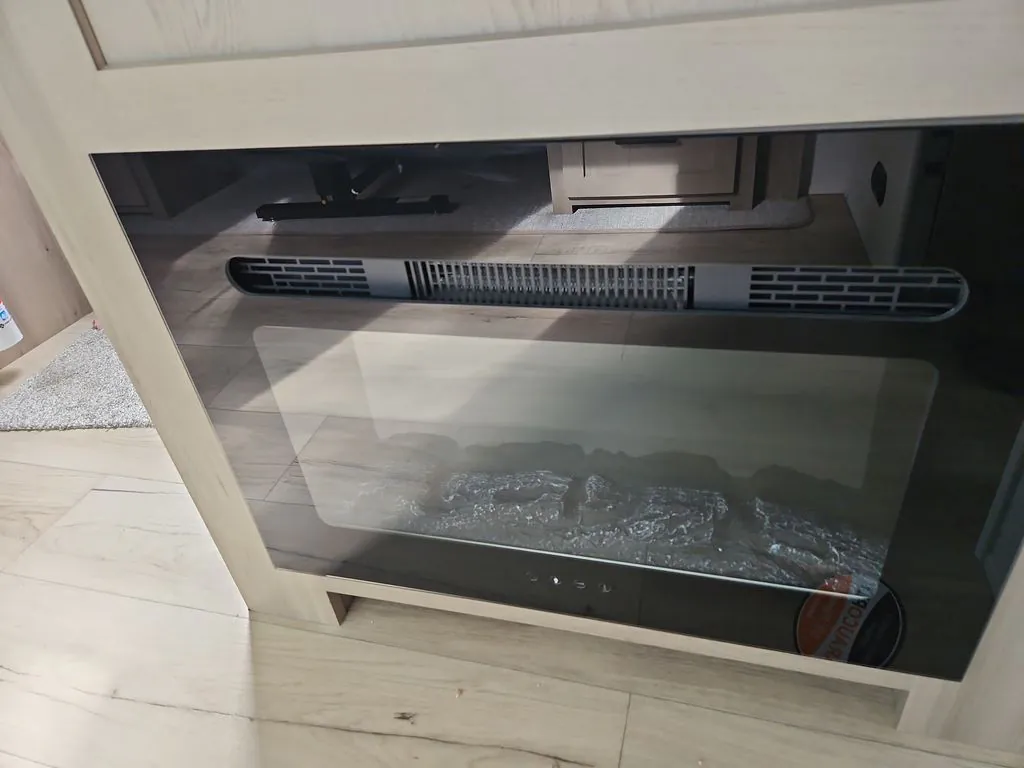 2026 Forest River Rockwood Mini Lite 2506FK — Photo 5