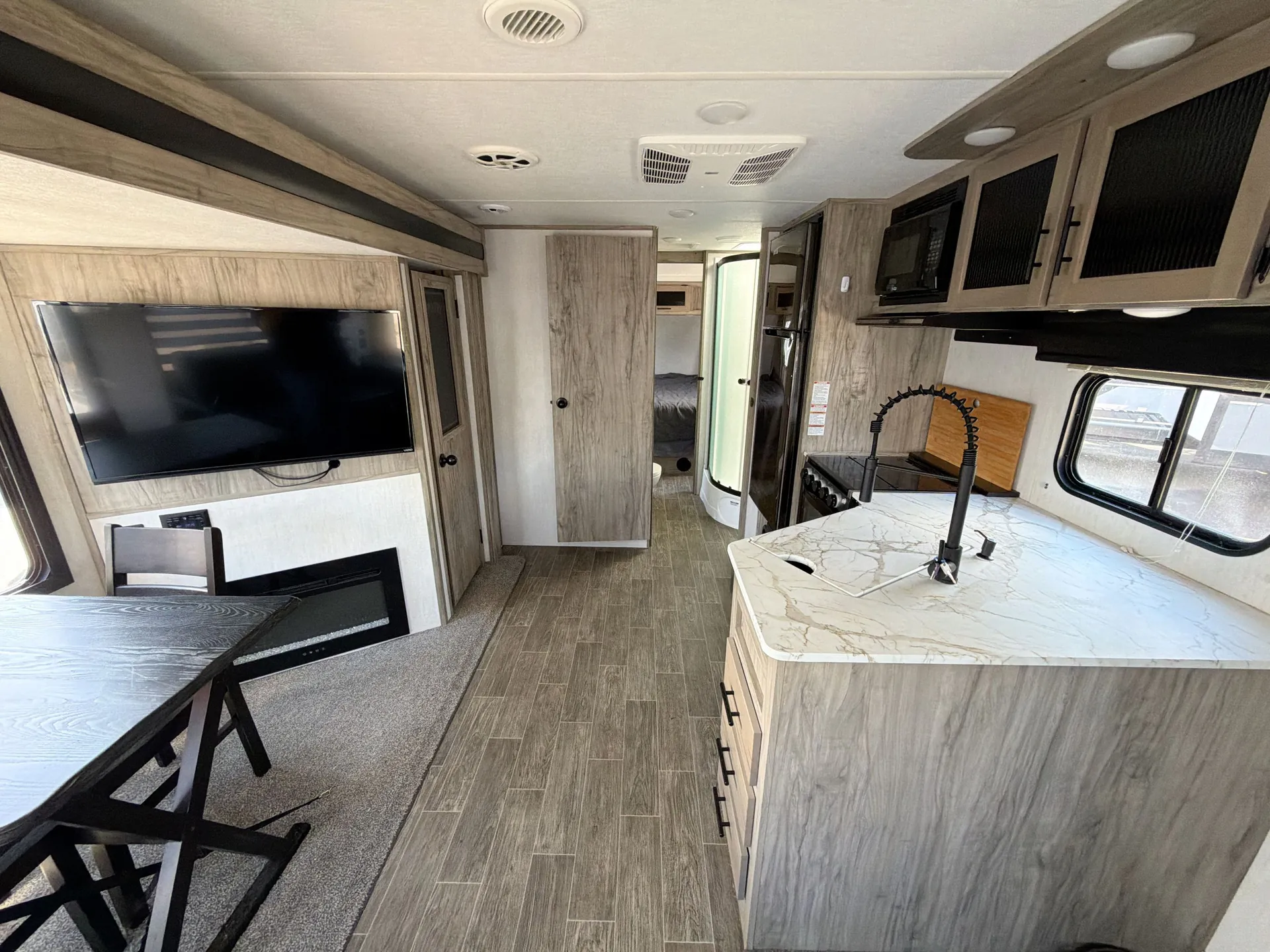 2021 Forest River Cherokee Alpha Wolf 23RD-L — living area main