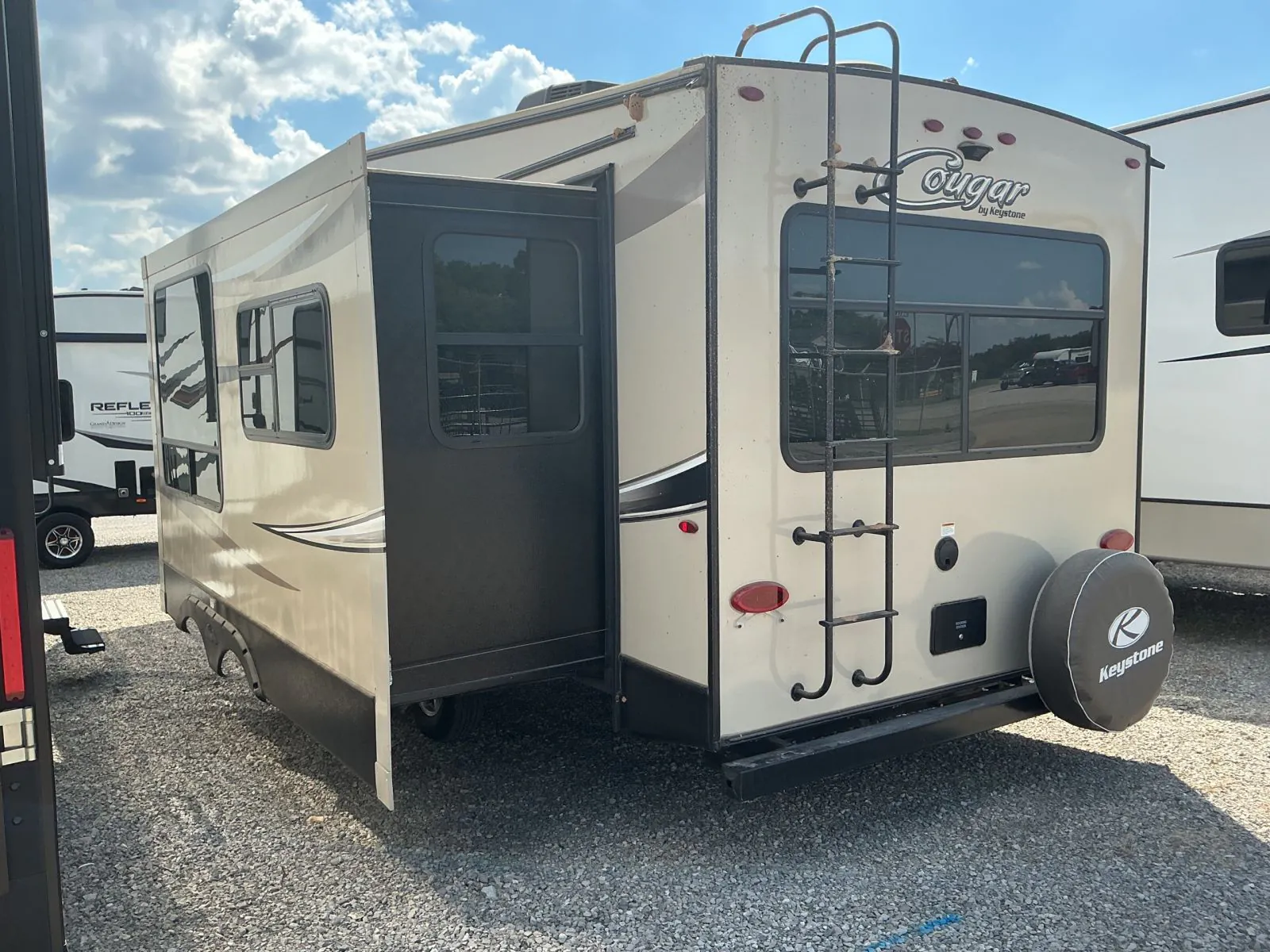 2018 Keystone Cougar XLite 26RLS - Photo 4