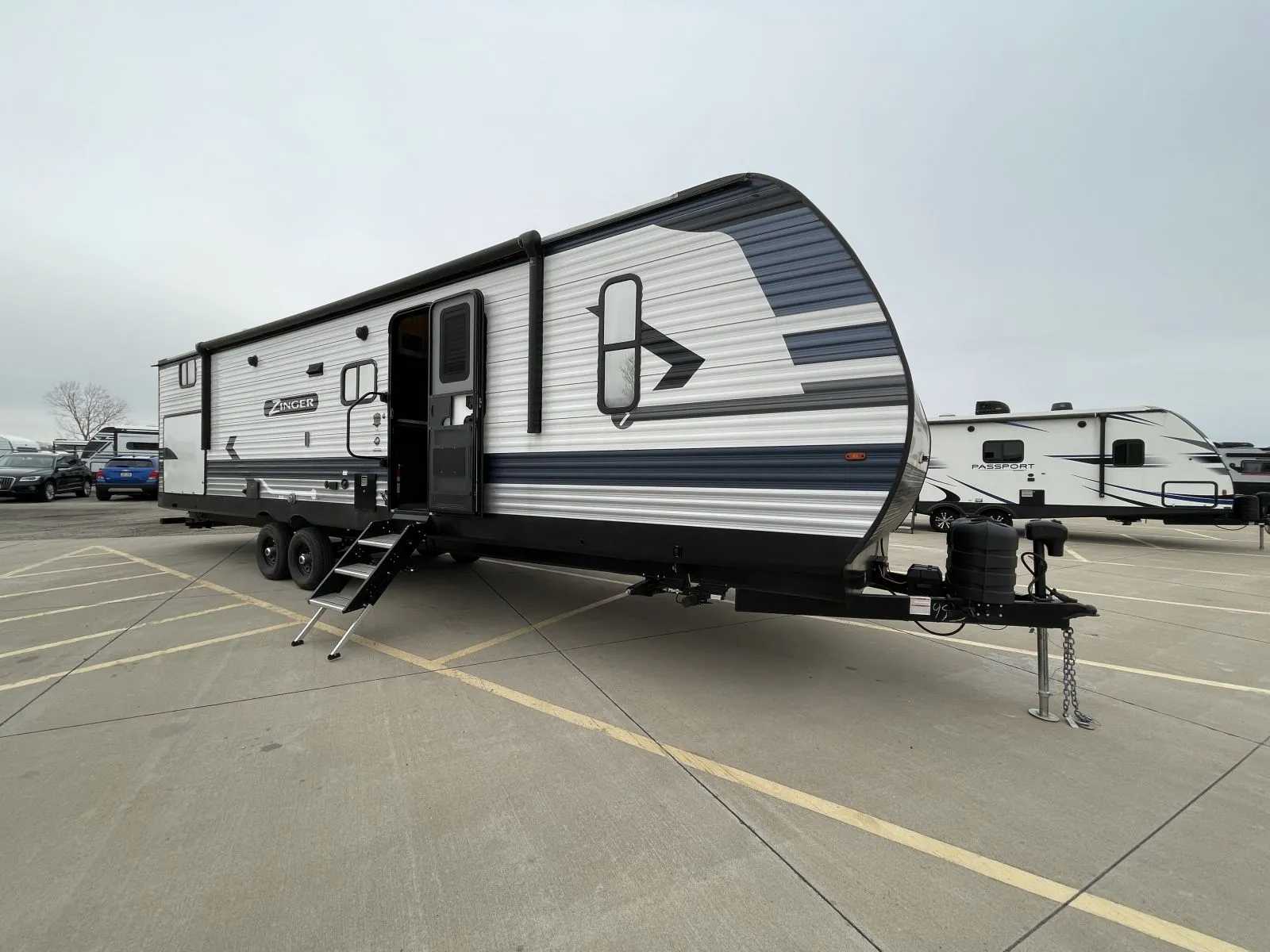 2022 CrossRoads Zinger 340BH - Photo 2
