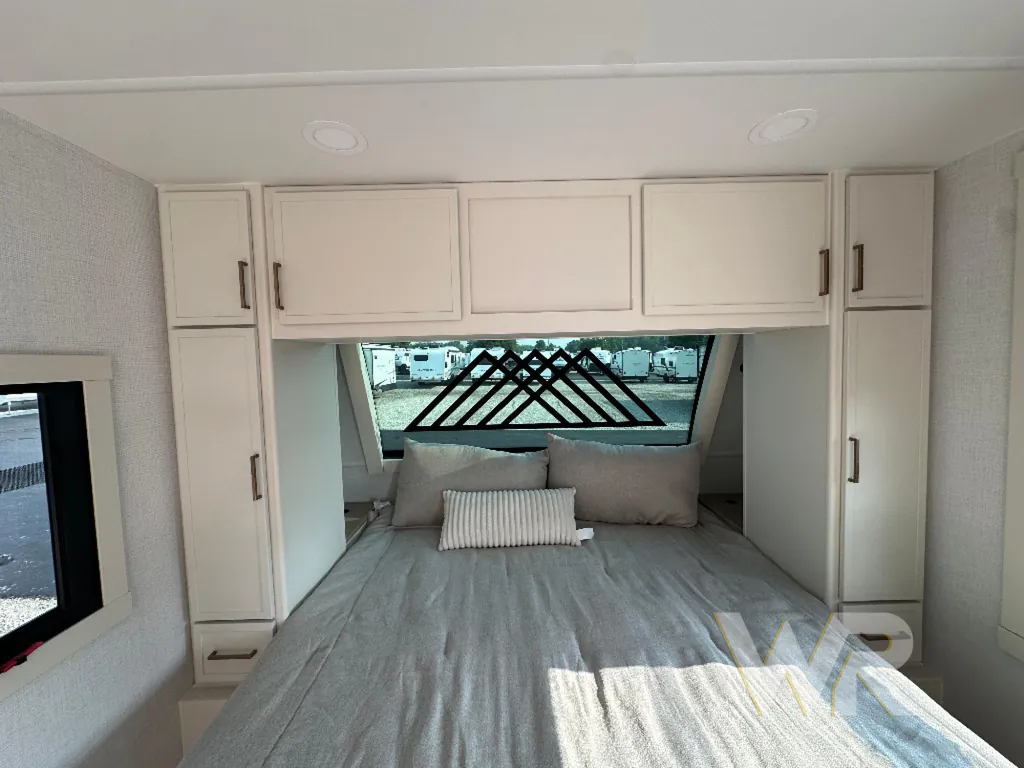 2026 Brinkley Model I 235, Photos photo 26