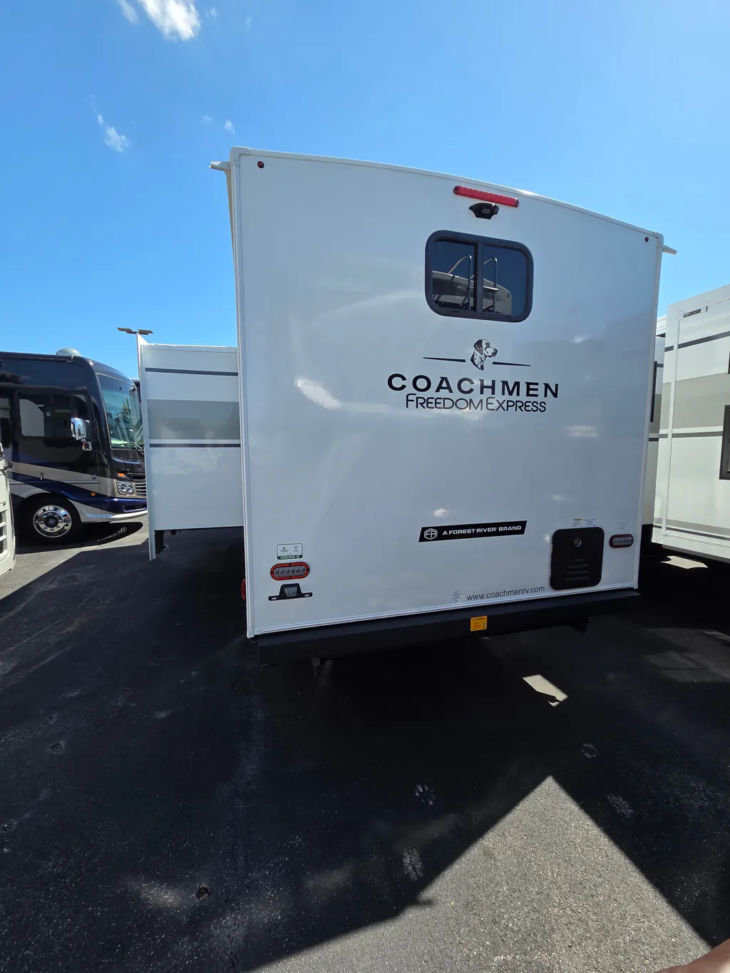 2026 Coachmen Freedom Express Select 30SE, Photos photo 4