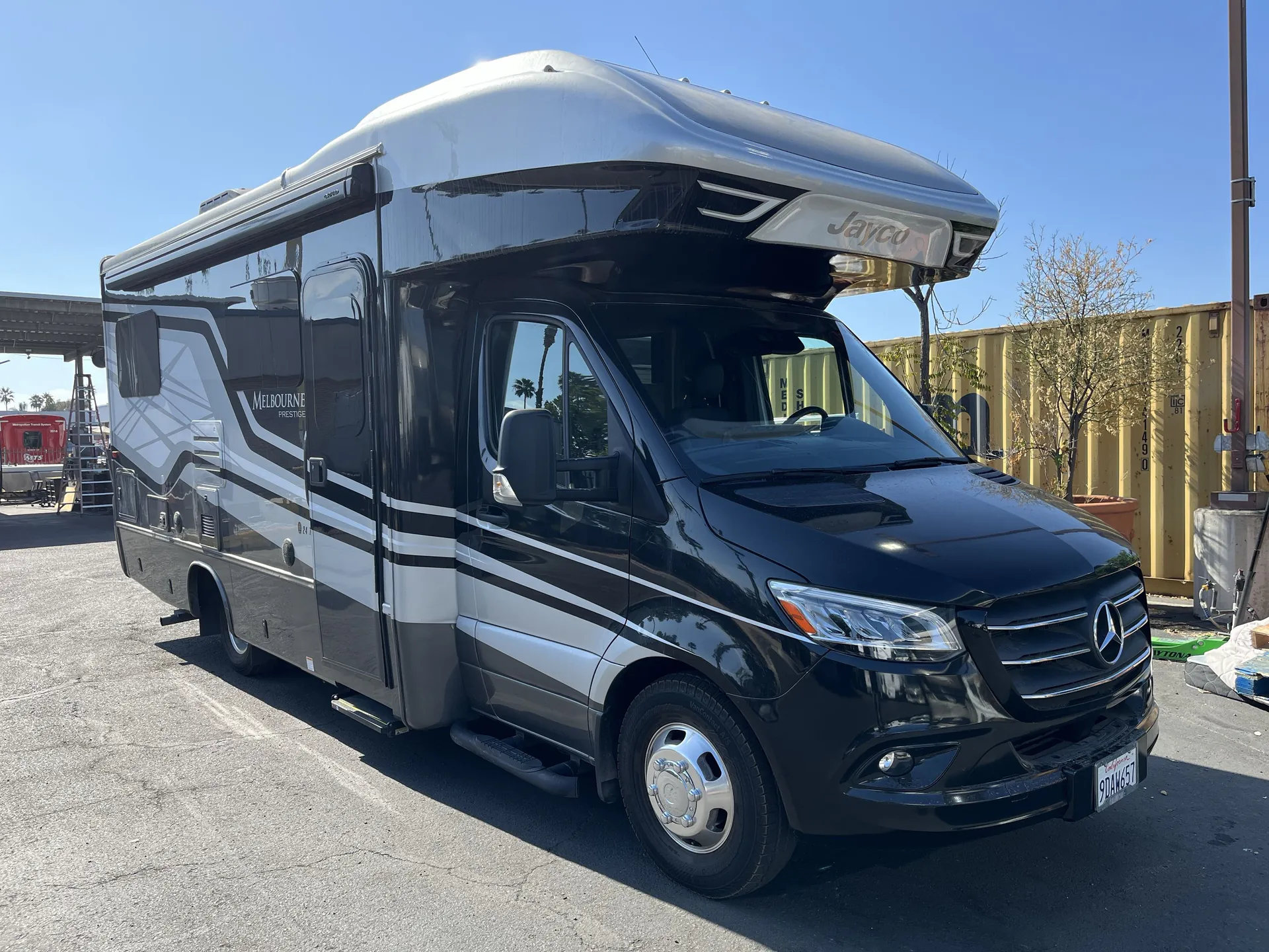 2022 Jayco Melbourne Prestige 24TP dealer photo 1 from Camping World