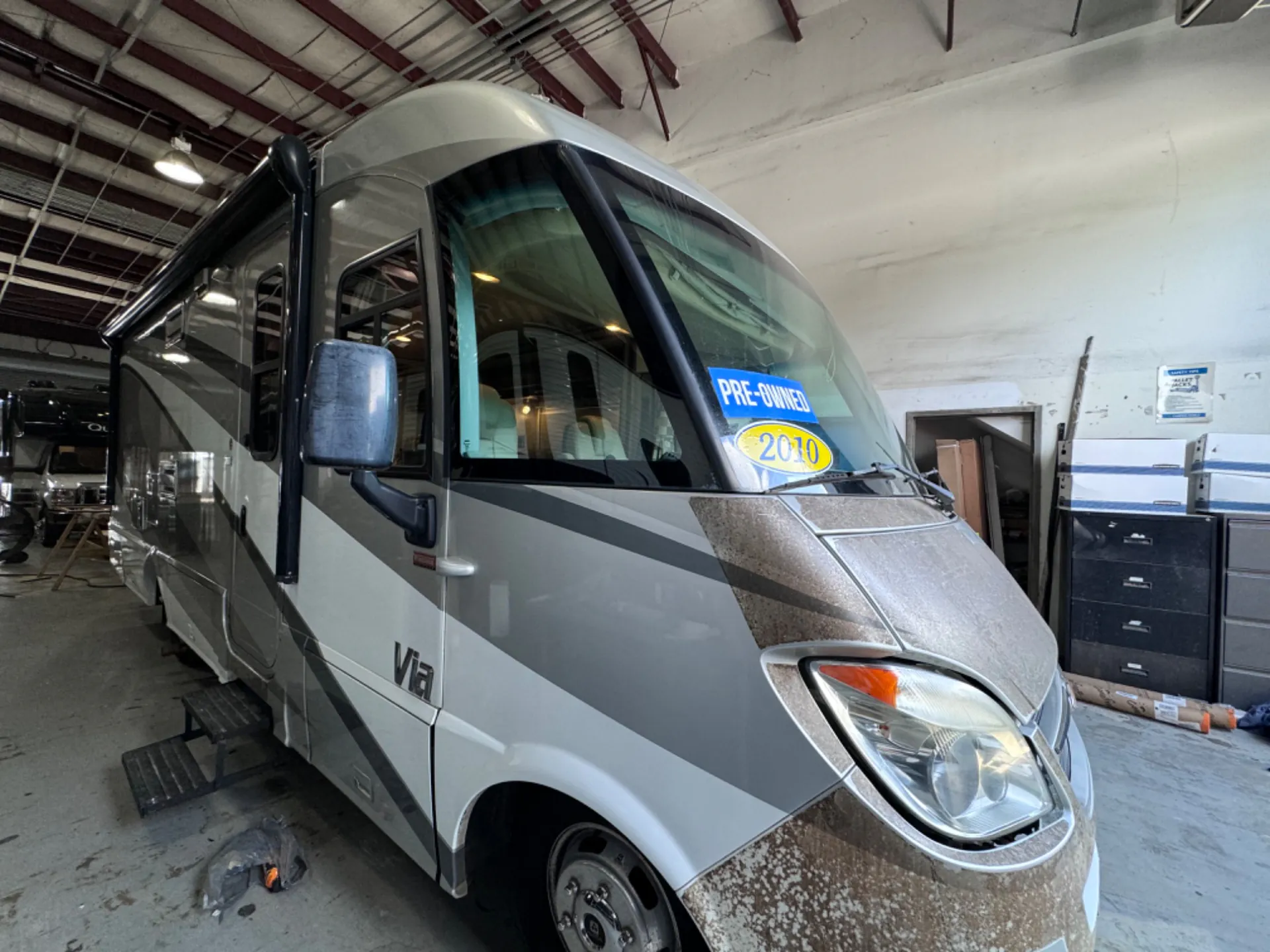2010 Winnebago Via 25R - Main photo