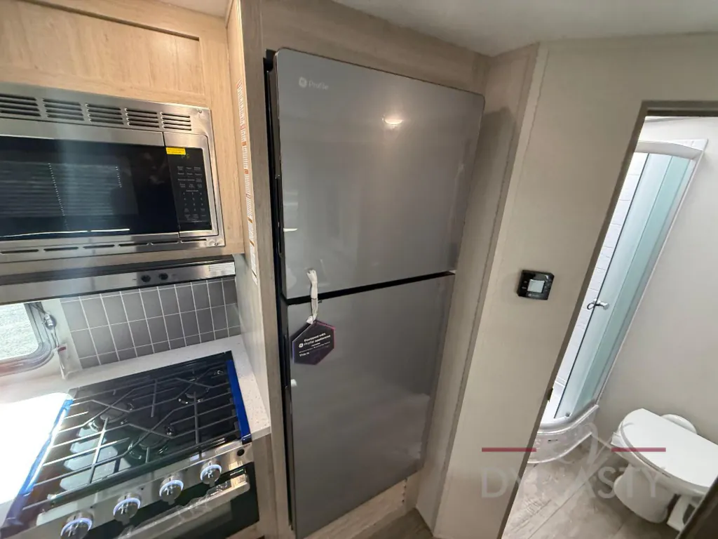 2026 Coachmen Catalina Legacy Edition 243RBS, Photos photo 37