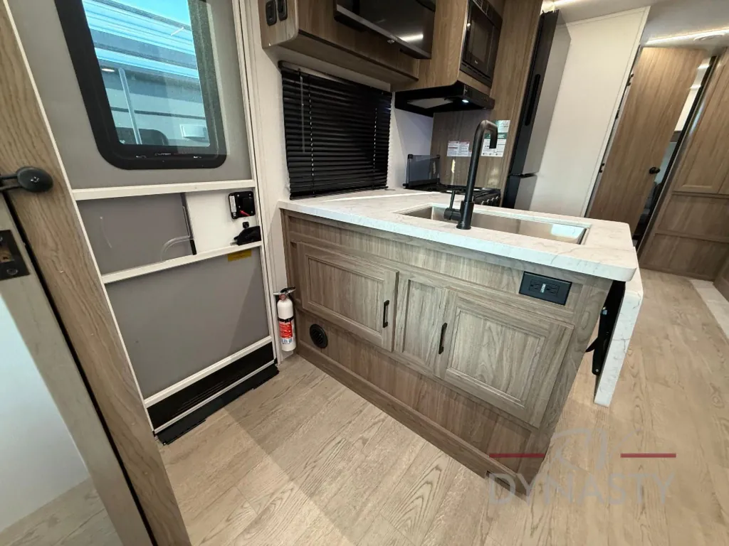 2026 Coachmen Freedom Express Select 30SE, Photos photo 60