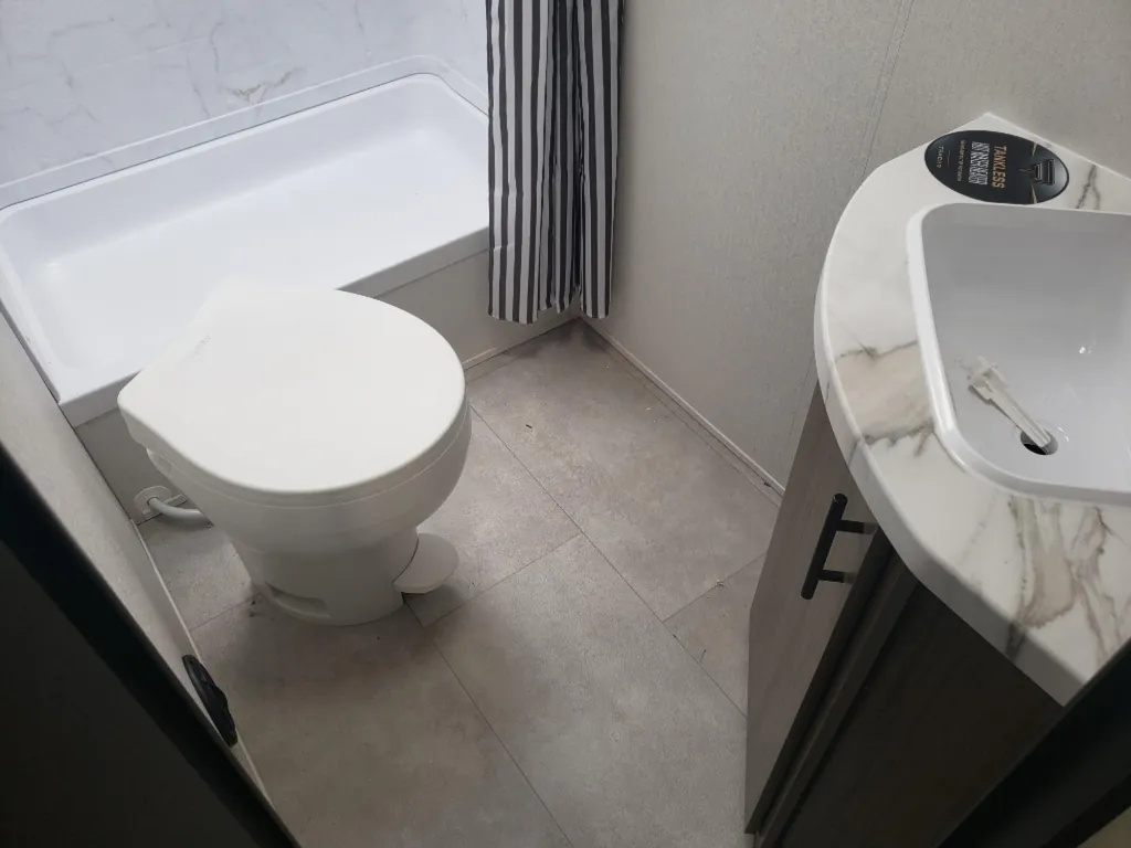 2027 Forest River Tracer 230BH, Photos photo 7