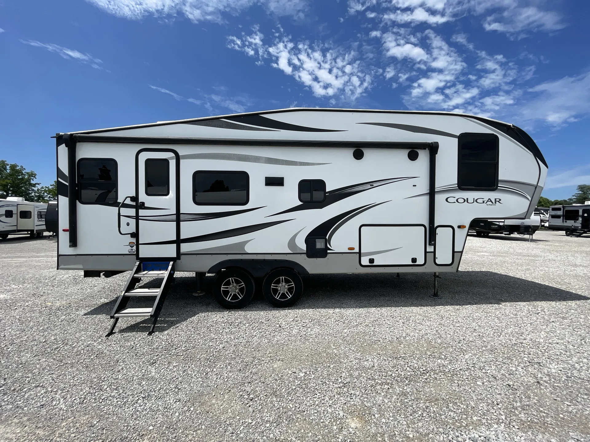 2020 Keystone Cougar Half-Ton 24RDS - Photo 4