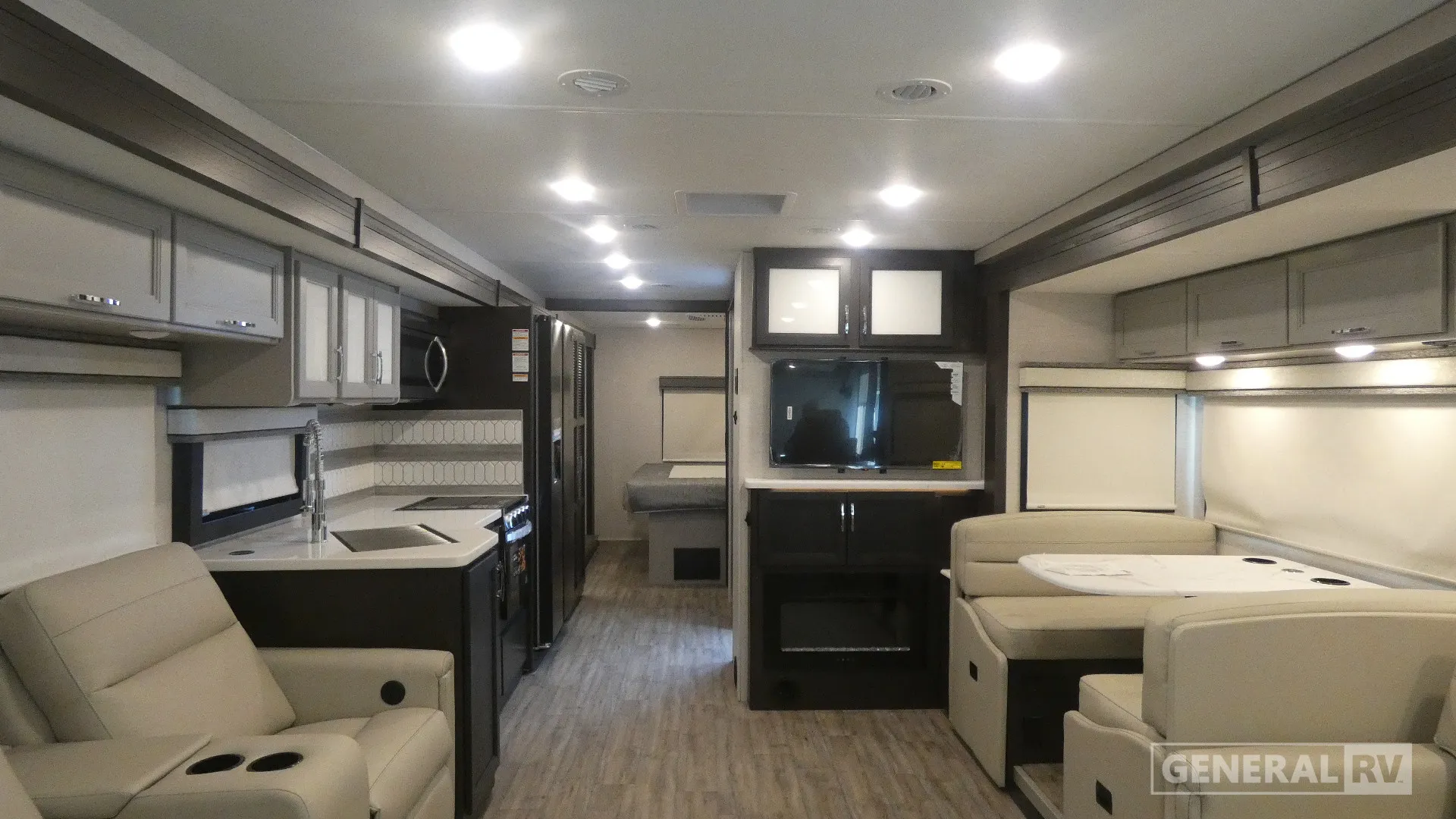2026 Thor Motor Coach Indigo CC35 - Photo 3