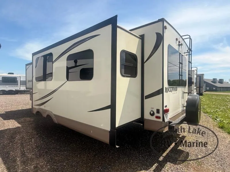 2017 Forest River RV Rockwood Ultra Lite 2604WS - Photo 4