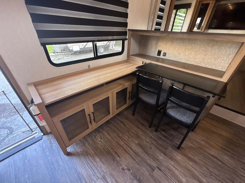 2023 Forest River Sabre 350RL, Photos photo 9