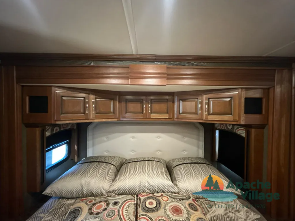 2017 Fleetwood Pace Arrow LXE 38F, Photos photo 51