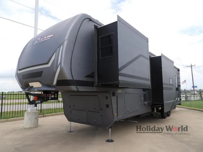 2025 Keystone Fuzion 373 - Photo 3