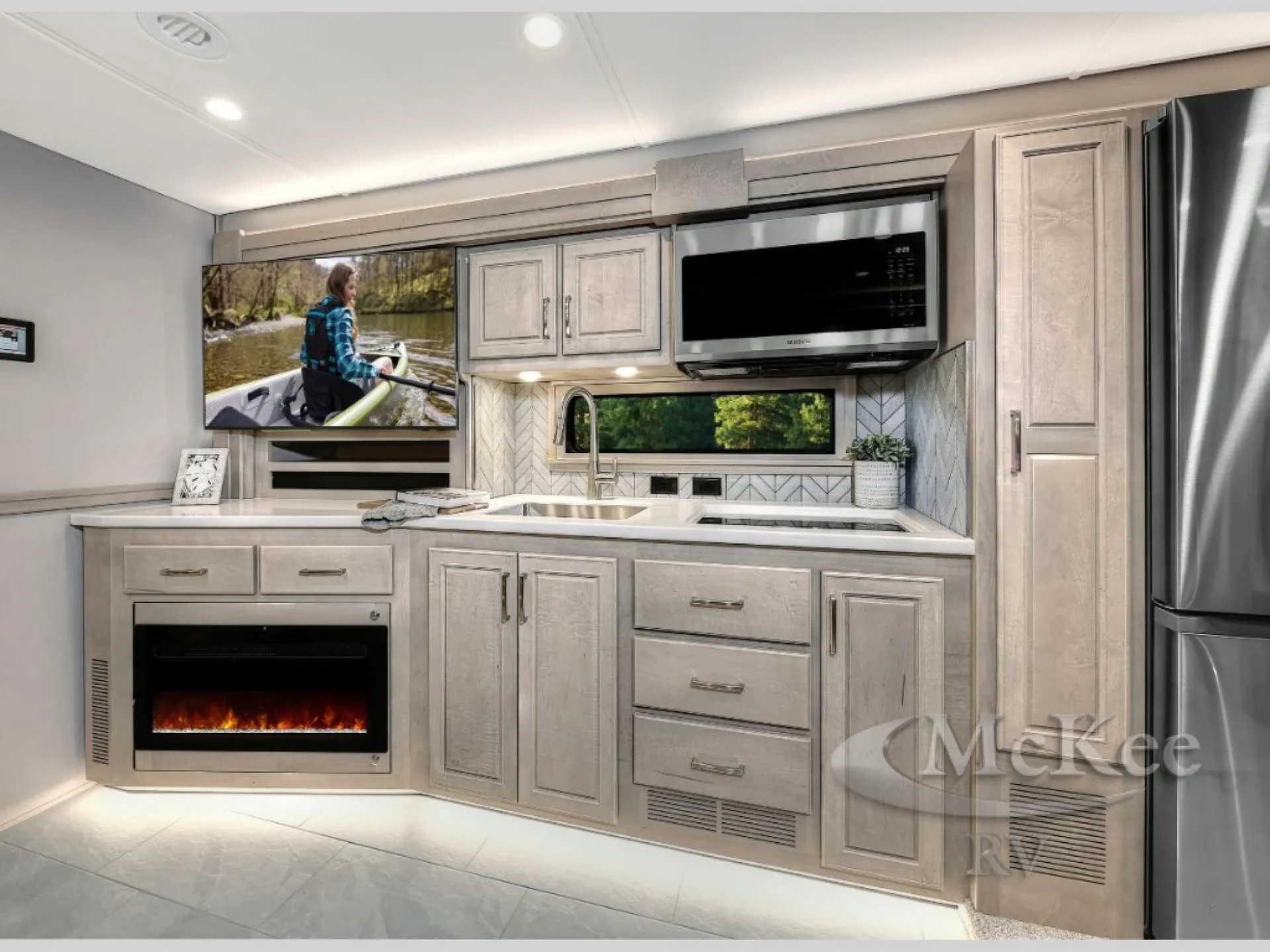 2027 Renegade RV Verona LE 40LBH - Photo 4