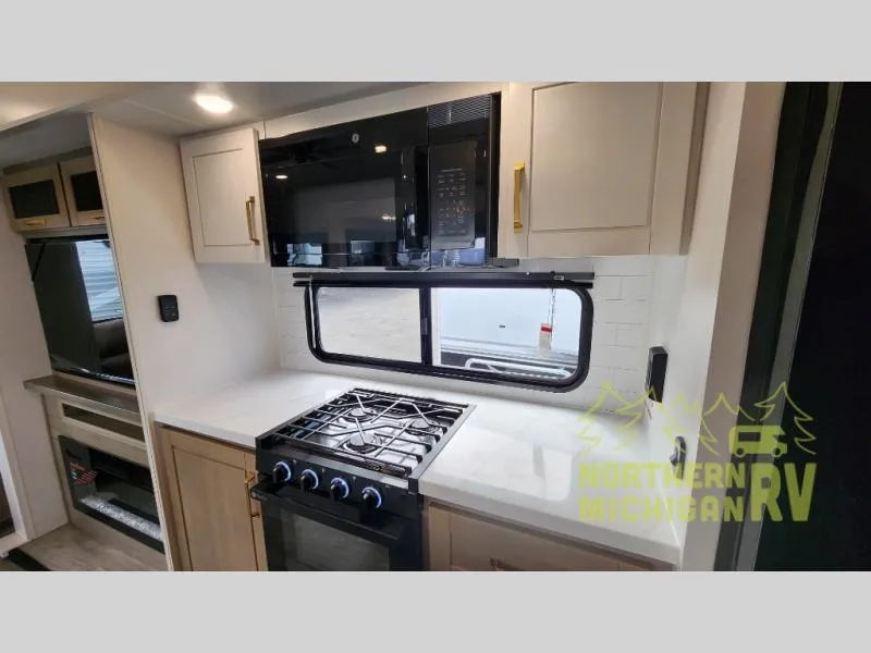 2026 Jayco Eagle 355MBQS - Photo 3