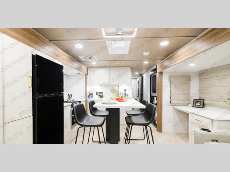 2026 Forest River Vibe 2800RL - Photo 3