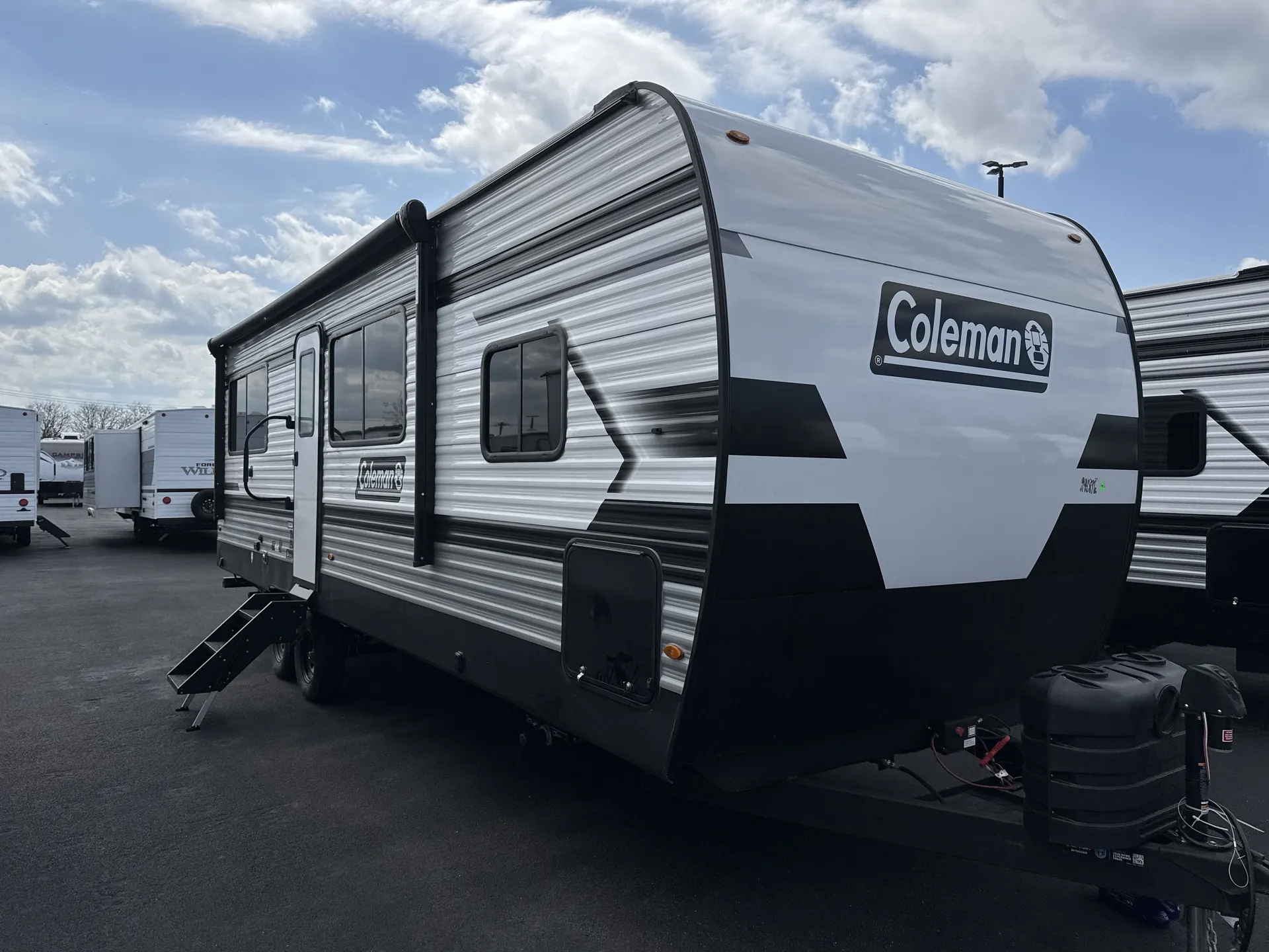 2026 Keystone Coleman Lantern 25REX - Photo 2