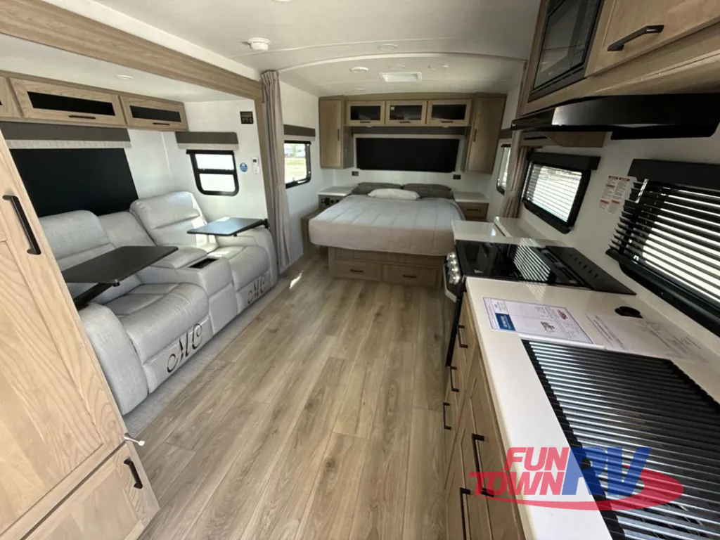 2027 Forest River Rockwood Mini Lite 2205S, Photos photo 8